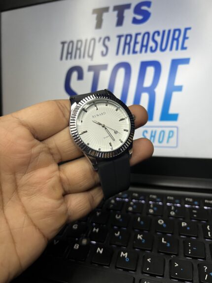 Men’s Wrist Watch Rubber Strap Magnetic Lock